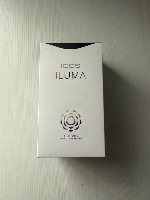 Iqos iluma negru