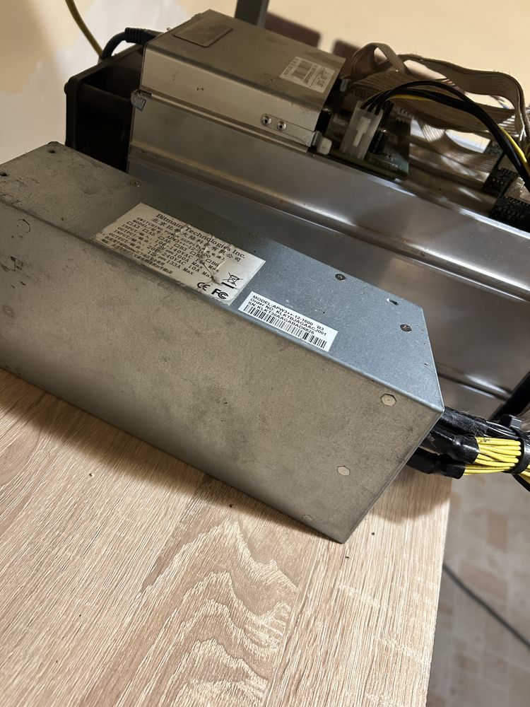 Bitmain Antminer S19j pro S15 T17 S9