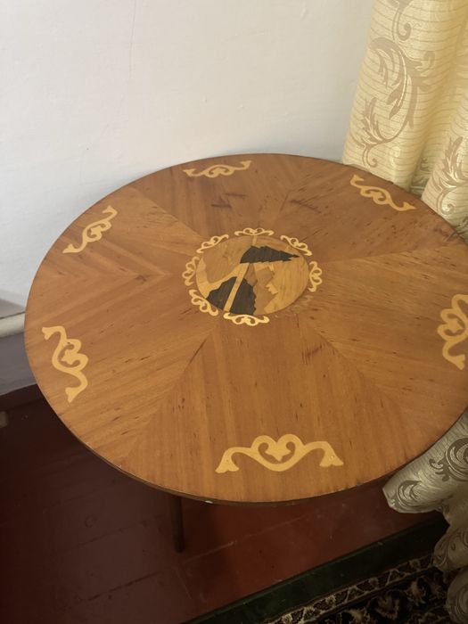 2 журнальных столика