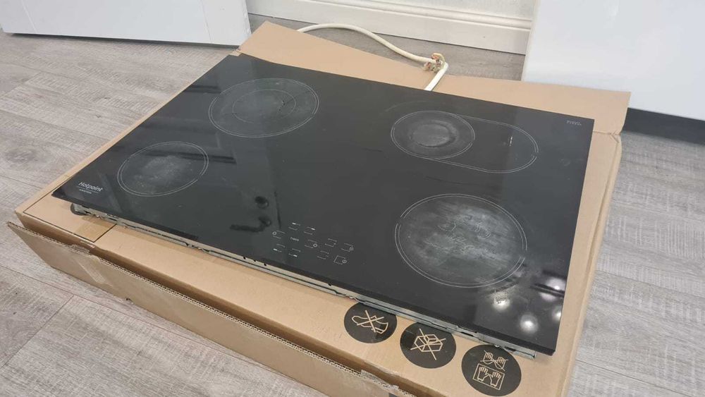Электрическая плита Hotpoint-Ariston 75*49 см на запчасти