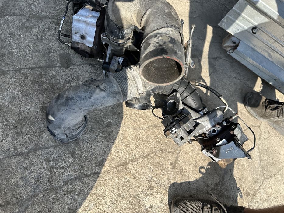 Две турбини Garrett турбо компресор Audi A8 4.2tdi D4 Д4- лява и дясна