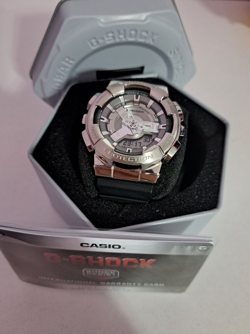 Часовник Casio G-Shock GM-S110-1AER