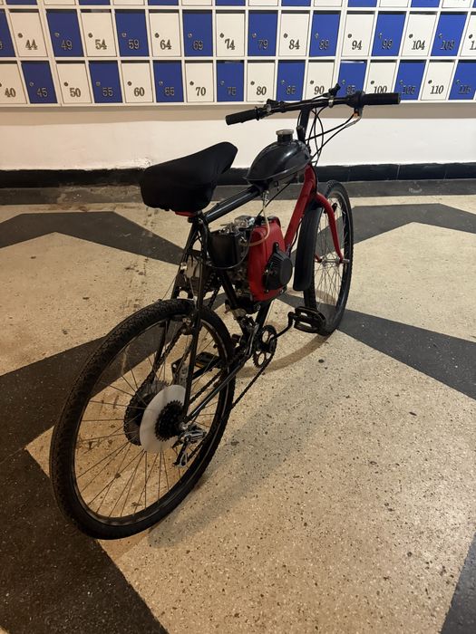 vand bicicleta cu motor 4t