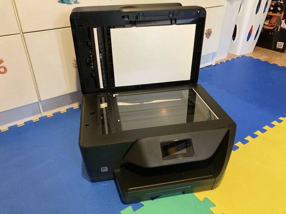 Imprimanta HP OfficeJet 6950 multifunctionala