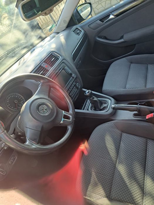 VW Jetta 2011 bluemotion