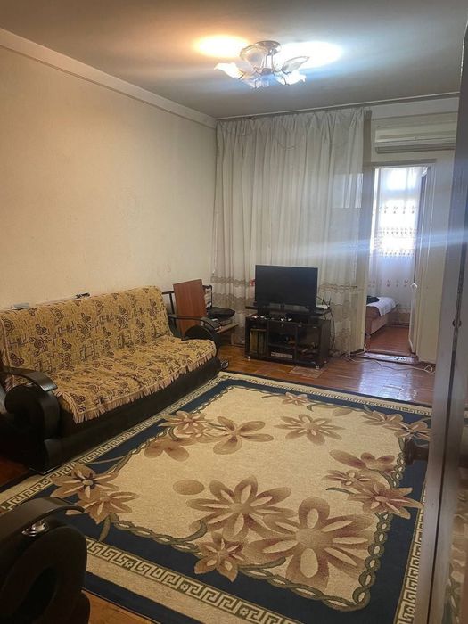 Срочно Продаётся 2х комнатная Авиосозлар 1 Франция.