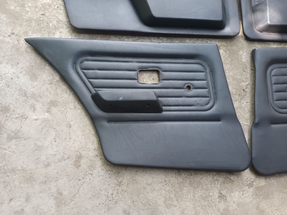 Fete usi bmw e30 ursulet