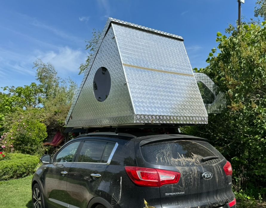 Cort de plafon / cort auto cu prindere pe plafon / roof tent aluminiu
