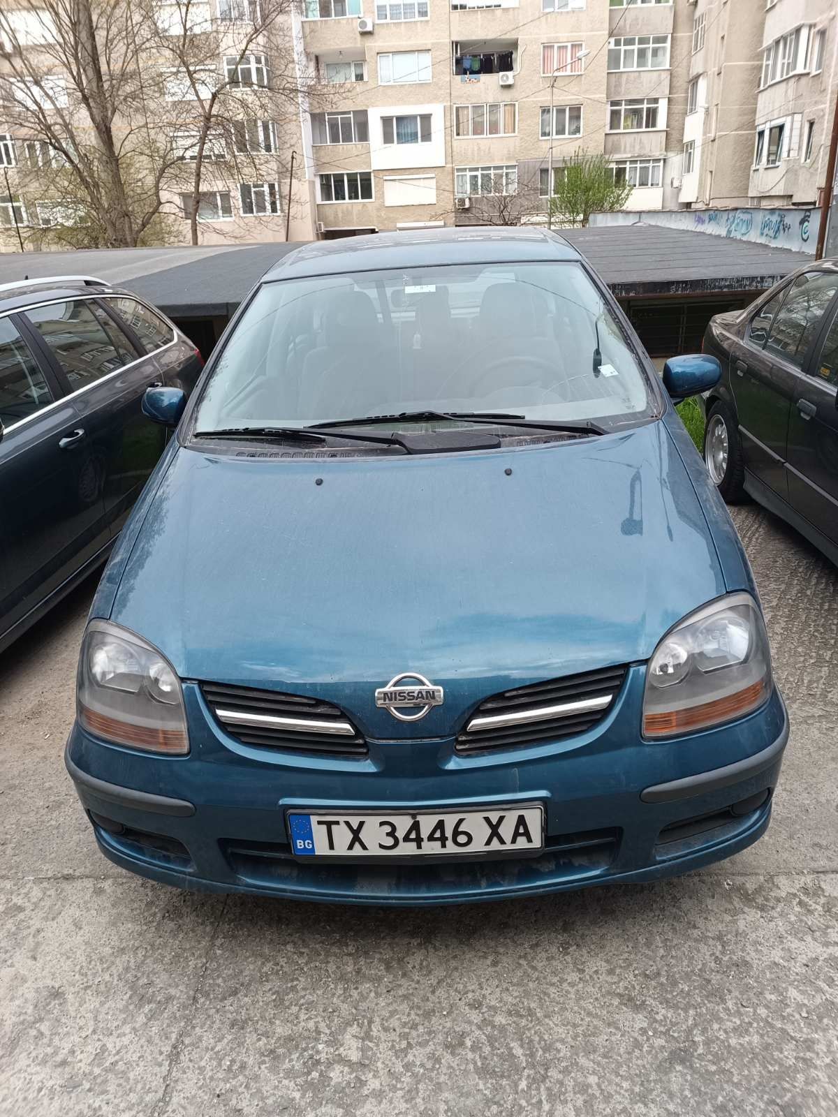 Nissan Almera Tino