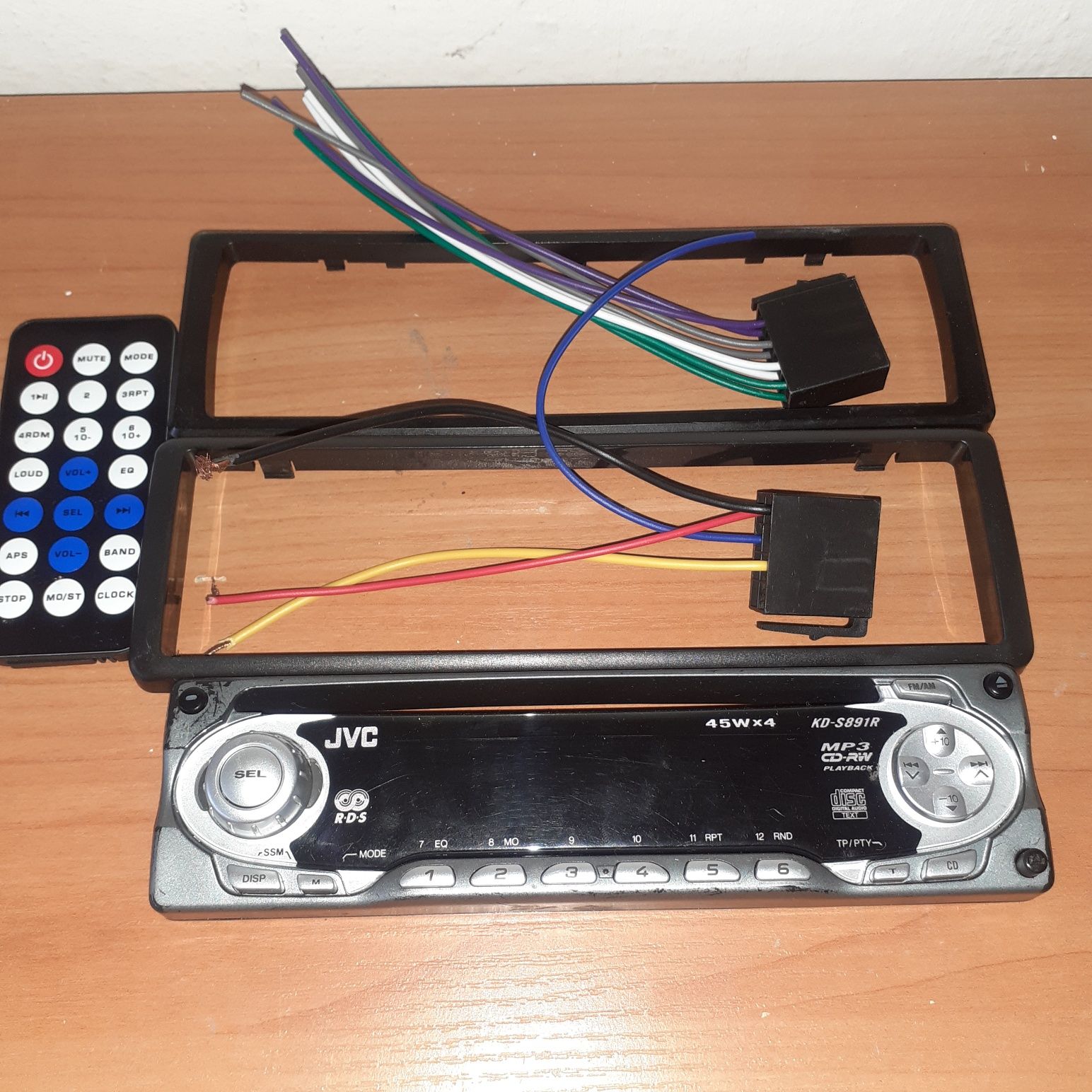 Перфектен CD player JVC