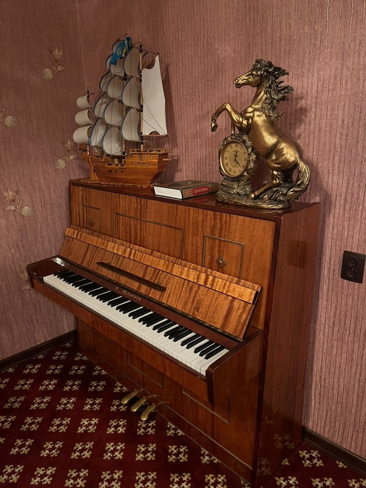 Пианино Беларусь. Продается
