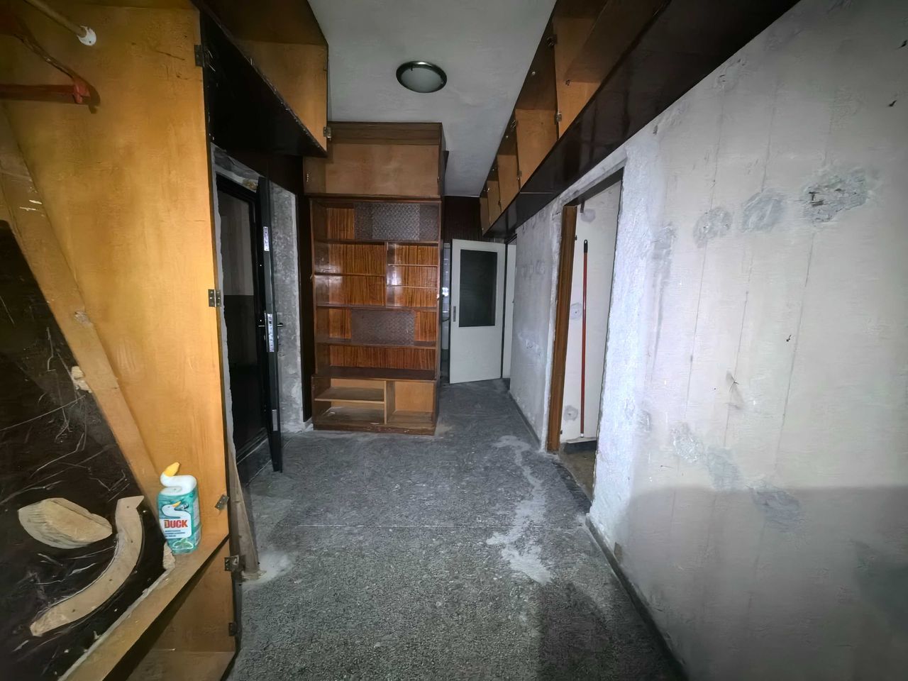 Продава се Двустаен апартамент в Ямбол, Граф Игнатиев - 63 кв.м за 1143 €/кв.м - Снимка #6