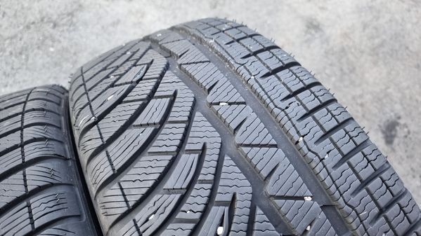225/55/18 MICHELIN 4бр