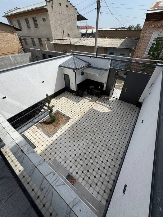 Hi-tech uchaska sotiladi