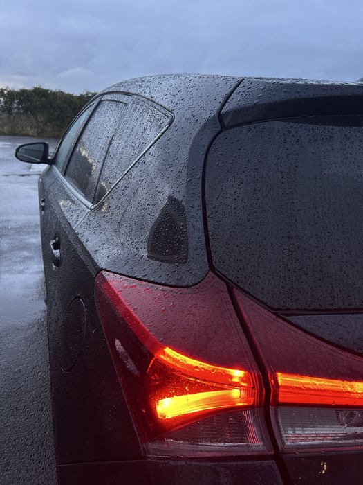 De vanzare toyota auris