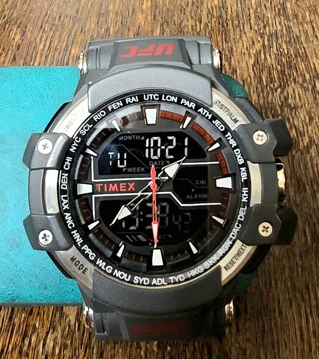 Ceasuri originale la super preț