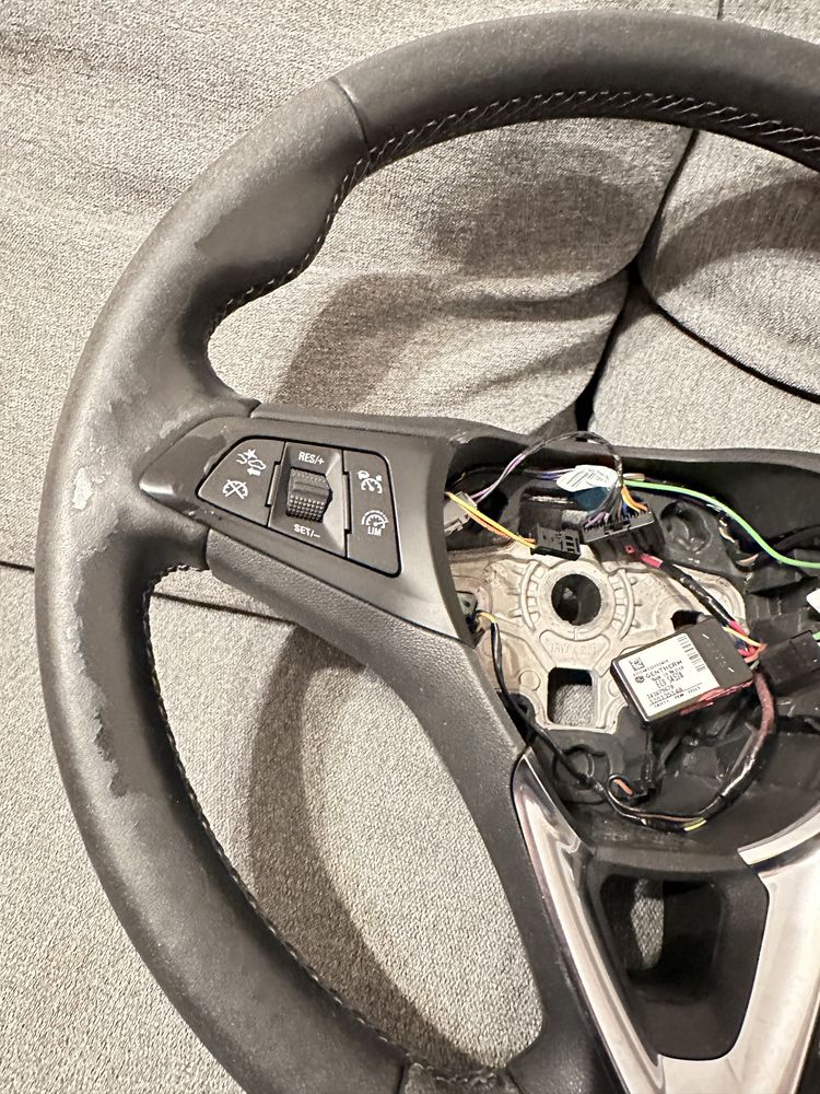 Volan cu incalzire si comenzi Opel Astra K/ Zafira