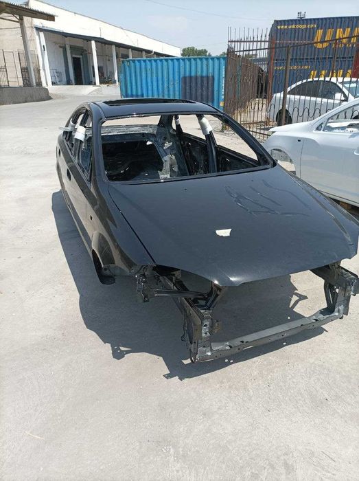 Gentra kuzov sotiladi