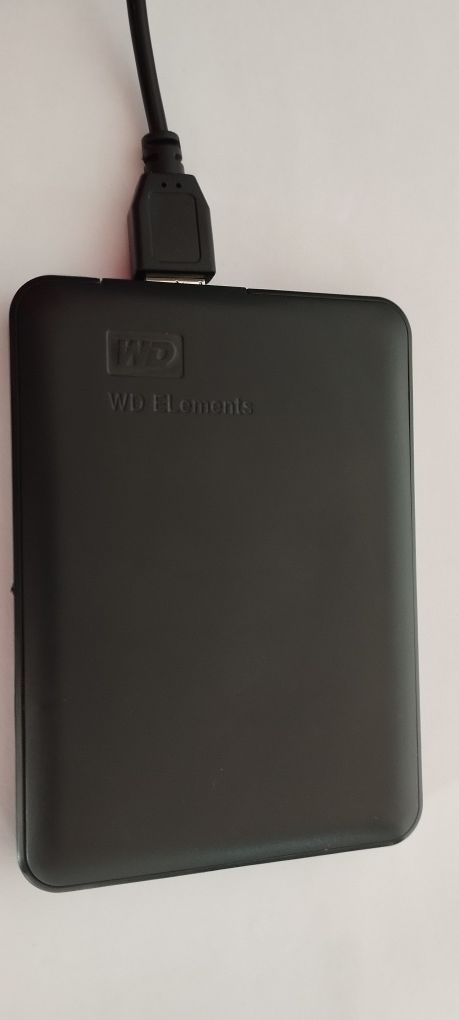 Usb hard disk Towiba 6 tb va WD Elements 8tb