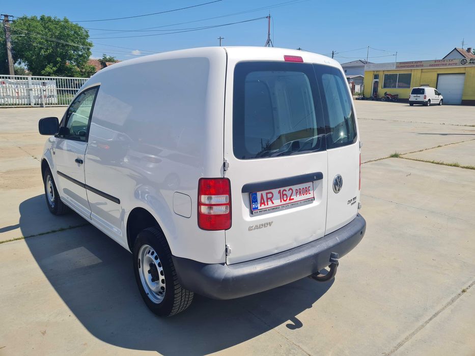 Vw Caddy 2.0 TDI 4 MOTION  81 KW cash sau rate fixe tva deductibil