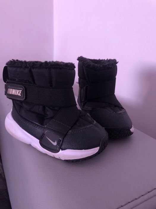 Ghete Nike copii