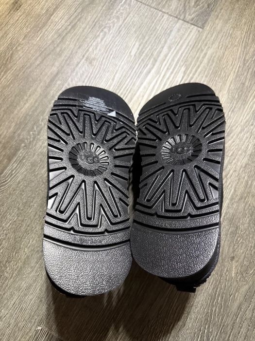 Ugg Tazz 2 41 noi/new