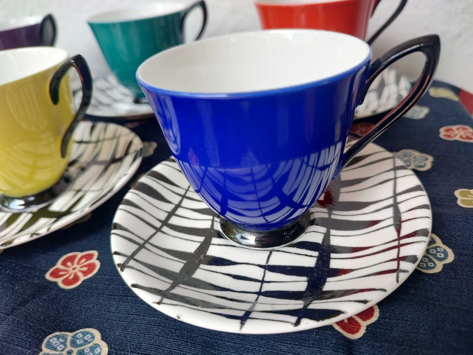 Рядък сервиз от 50-те Royal Albert South Pacific