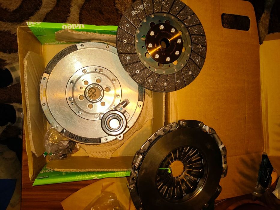 Ambreiaj cu volanta masa dubla Chevrolet Captiva Opel Antara 837441