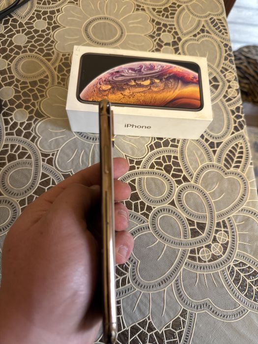 IPhone Xs xolati idyal yomkis 73% ishlashi zor aybi yoq