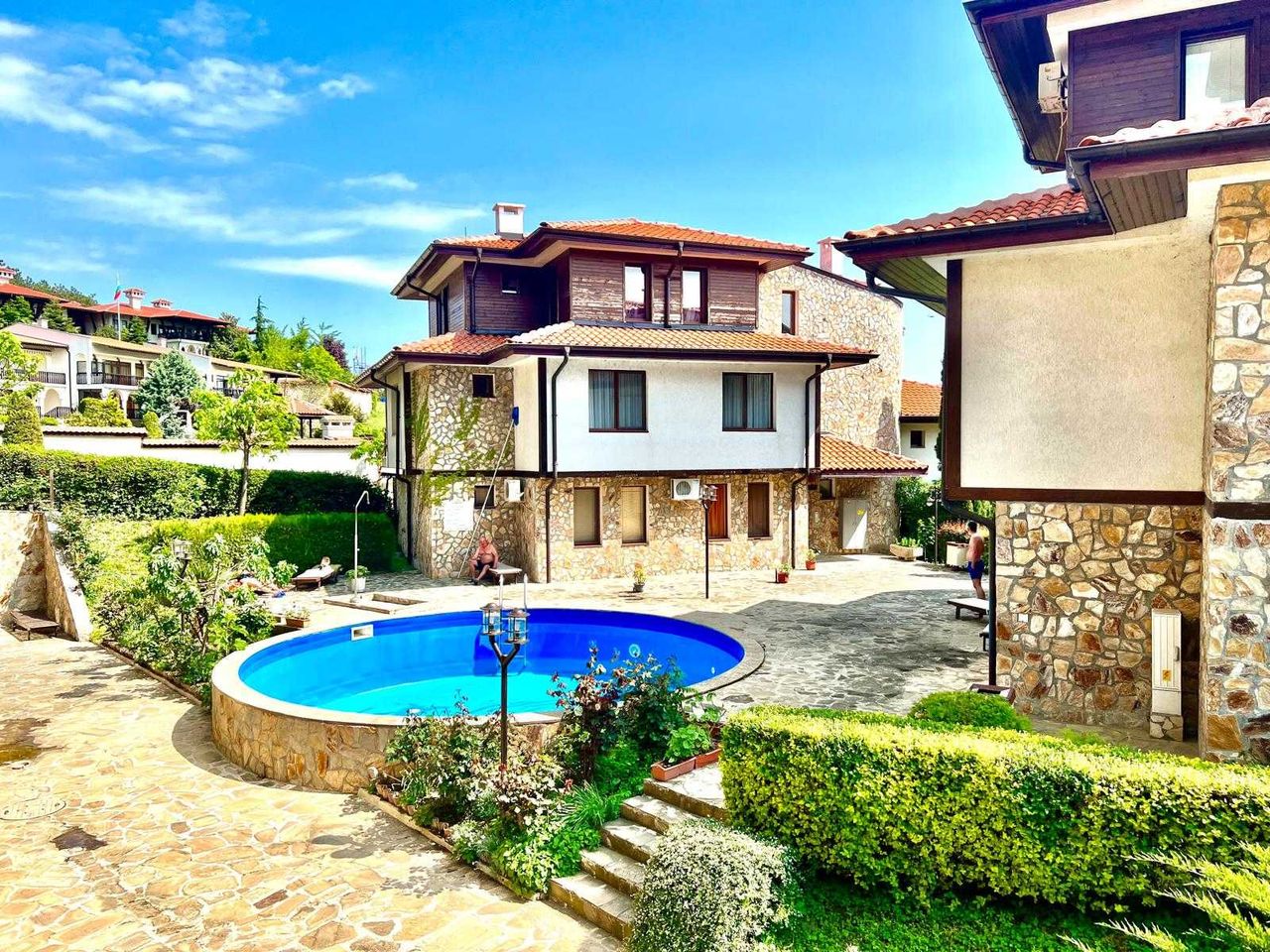 Продава се Двустаен апартамент в Свети Влас - 85 кв.м за 883 €/кв.м - Снимка #10