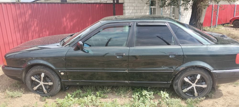 Продам Ауди 80 б4