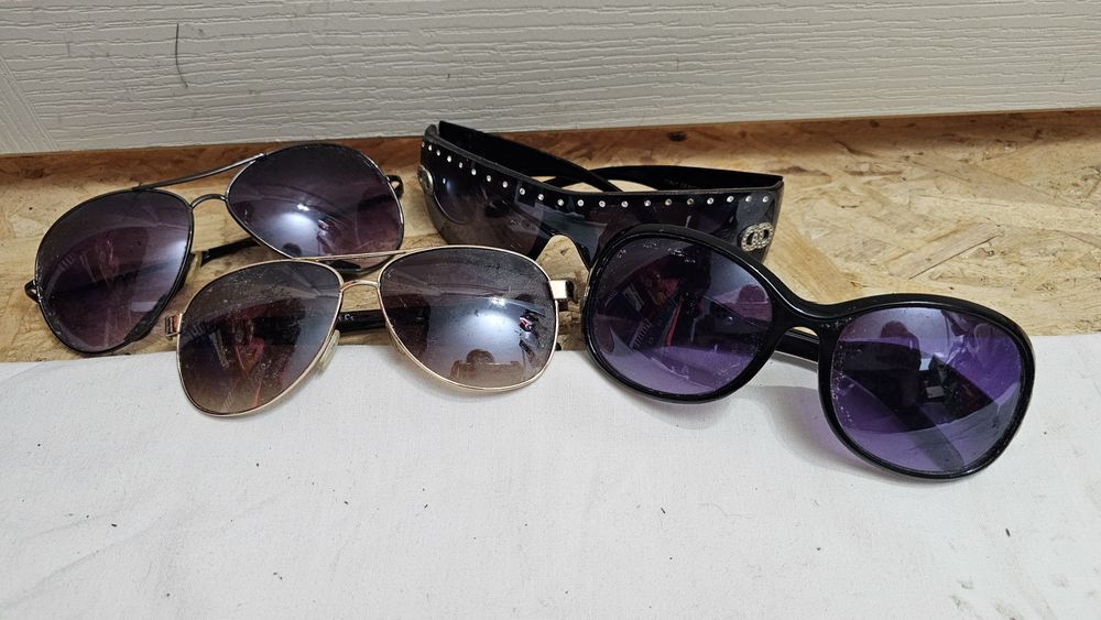 4 perechi de ochelari de soare