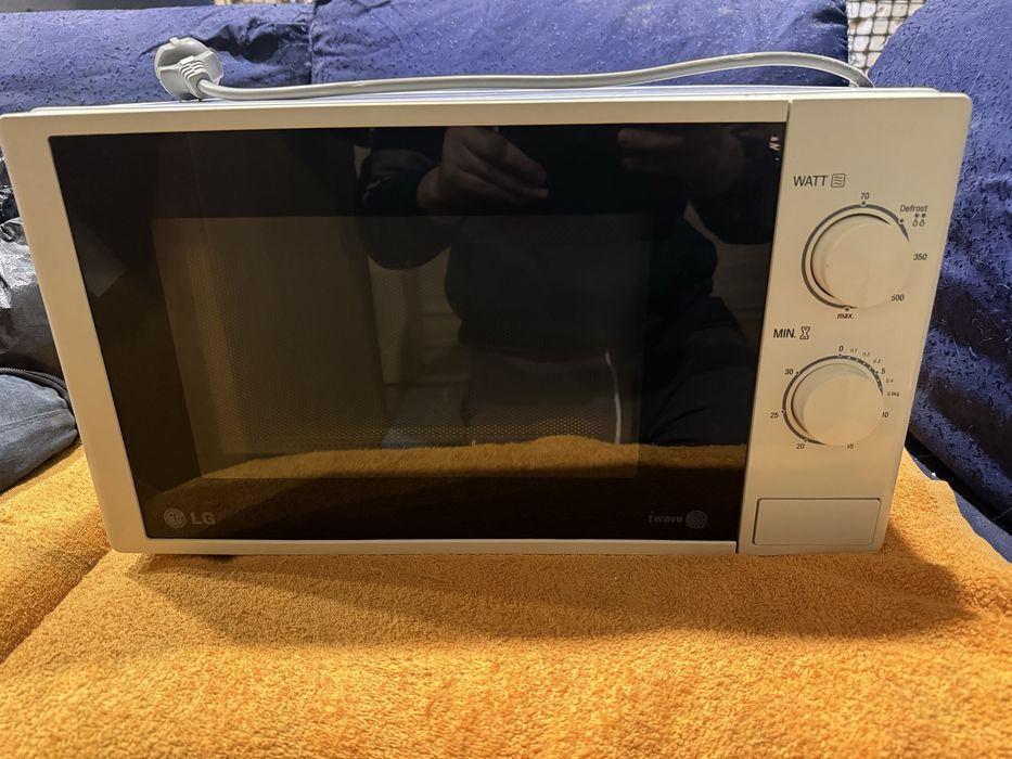 Микроволновую печь