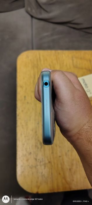 Здравейте продавам телефон  Motorola g05