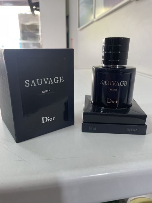 Мъжки парфюм на Dior чисто нов.