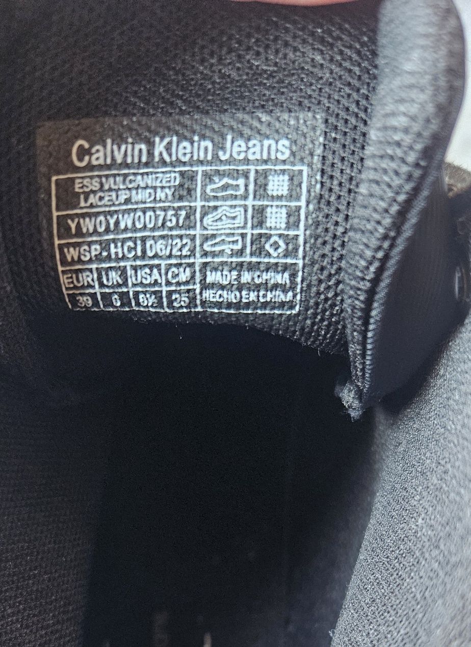 Боти Calvin Klein нови