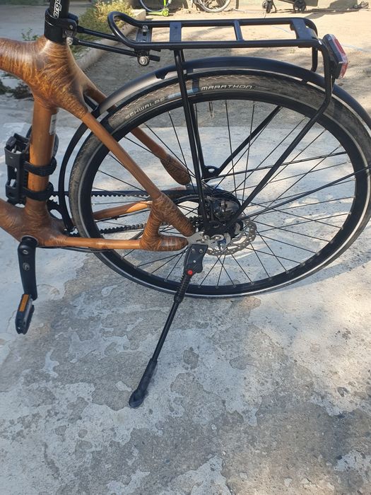 Bicicleta din bambus