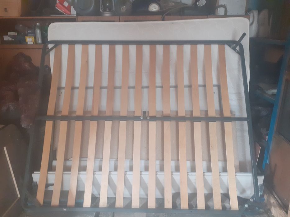 Продам кровать двуспальная