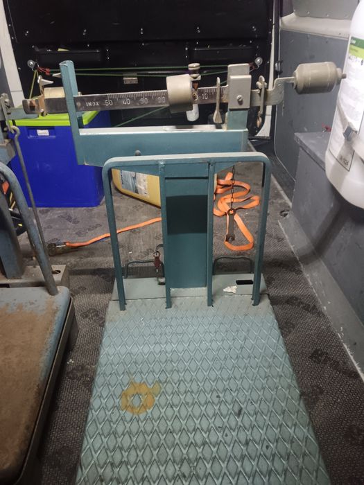 Cîntar balanță tip basculanta