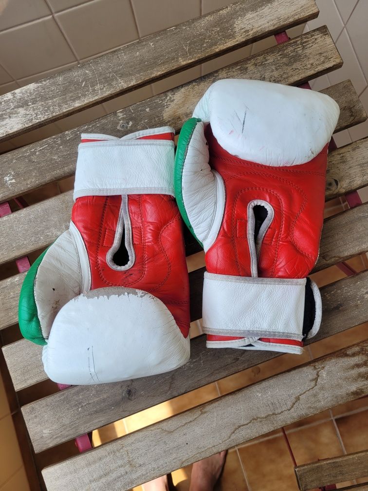 Боксови ръкавици Pulev - 14 oz