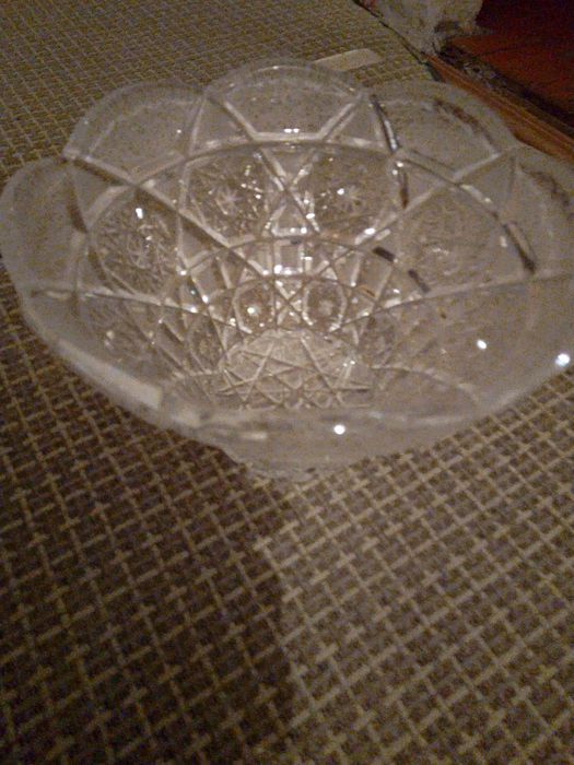 Продам салатницу хрустальную, советского производства,без сколов,