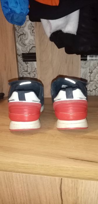 Кроссовки размер 30