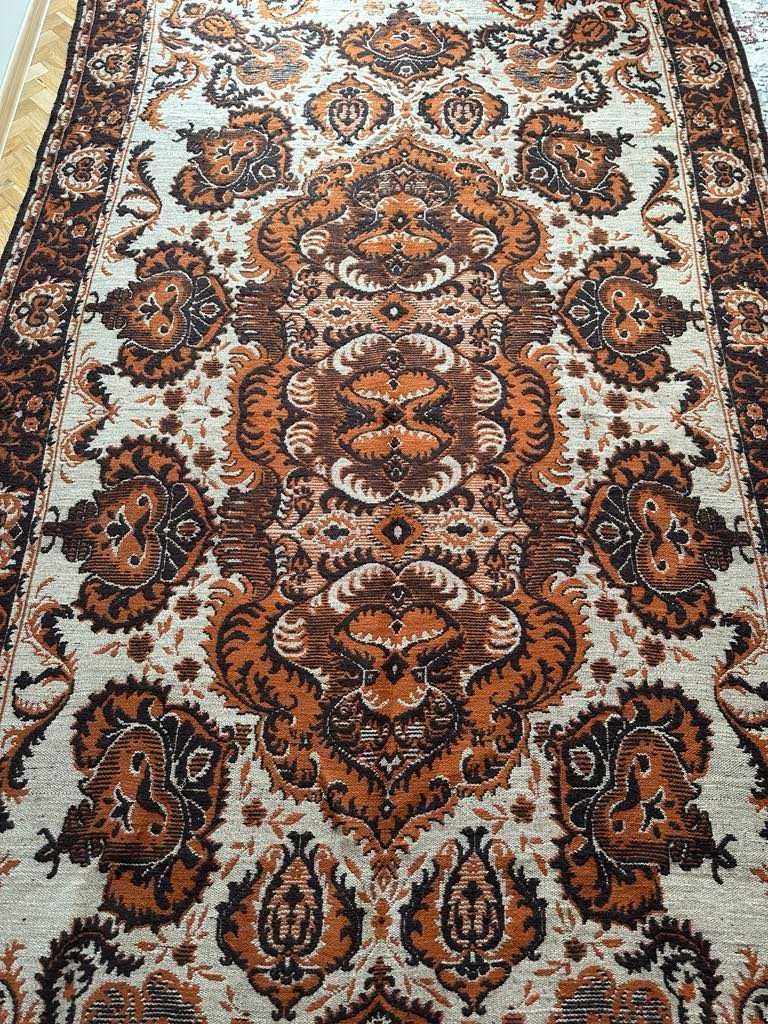 Килим (жакардов). 350/200см