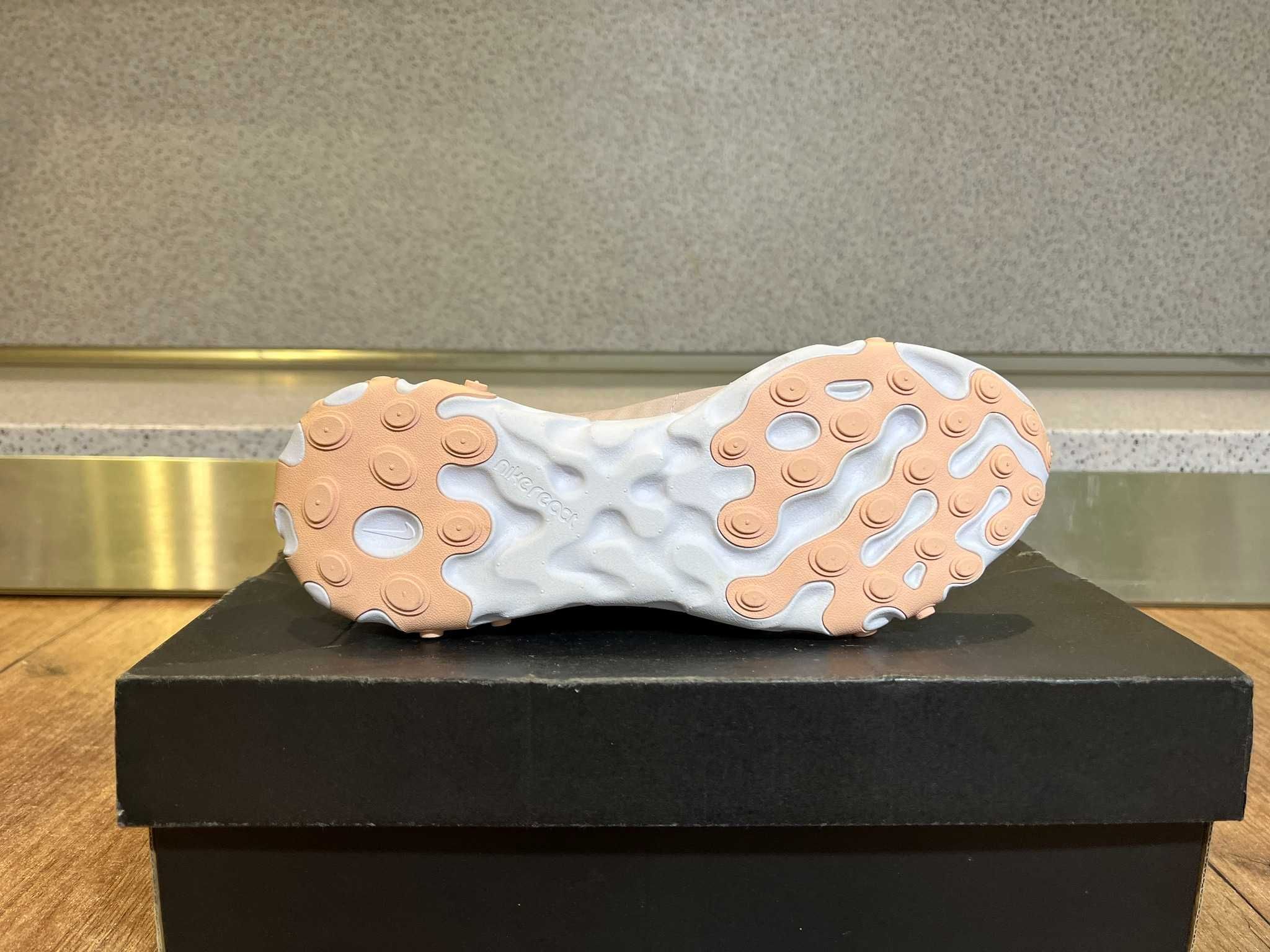 ОРИГИНАЛНИ *** Nike React Element 55 'Platinum Violet'