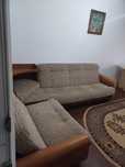 Închiriez apartament cu 2 camere.