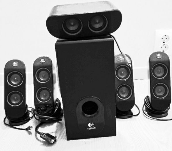 Boxe Logitech 5.1 X-530