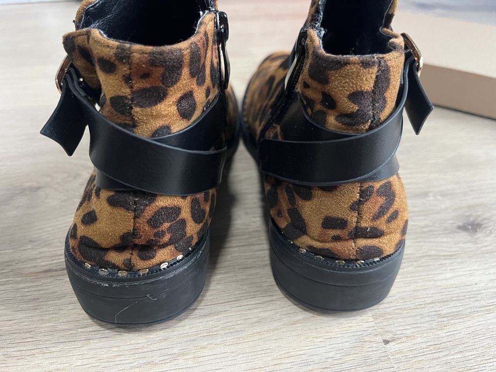 Дамски къси леопардови боти, размер 37