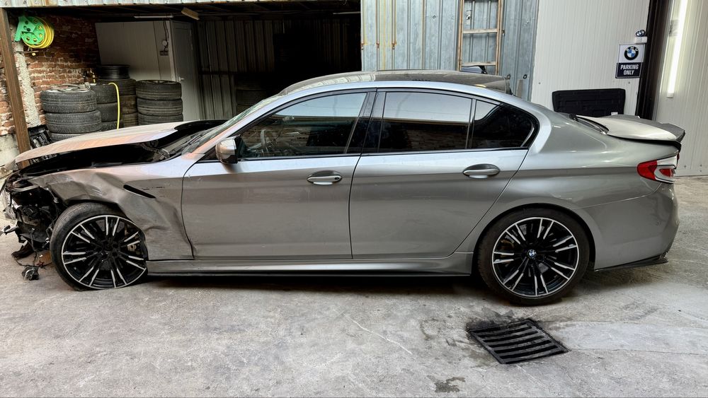 BMW M5 F90 Competition 2019 На Части