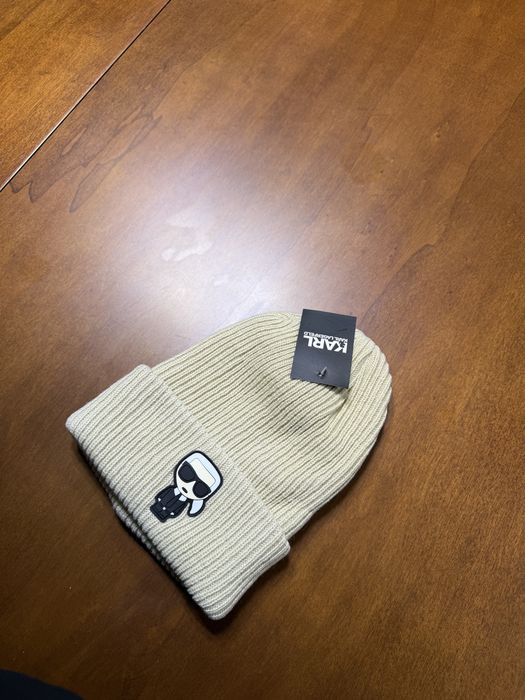 Caciula Fes Karl Lagerfeld noua/new unisex