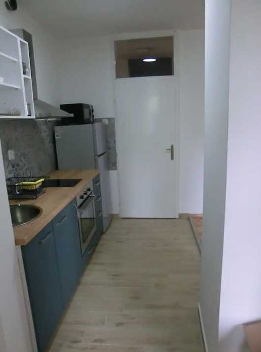 Дава се под наем Двустаен апартамент в Пловдив, Кючук Париж - 74 кв.м за 295.8 € - Снимка #2